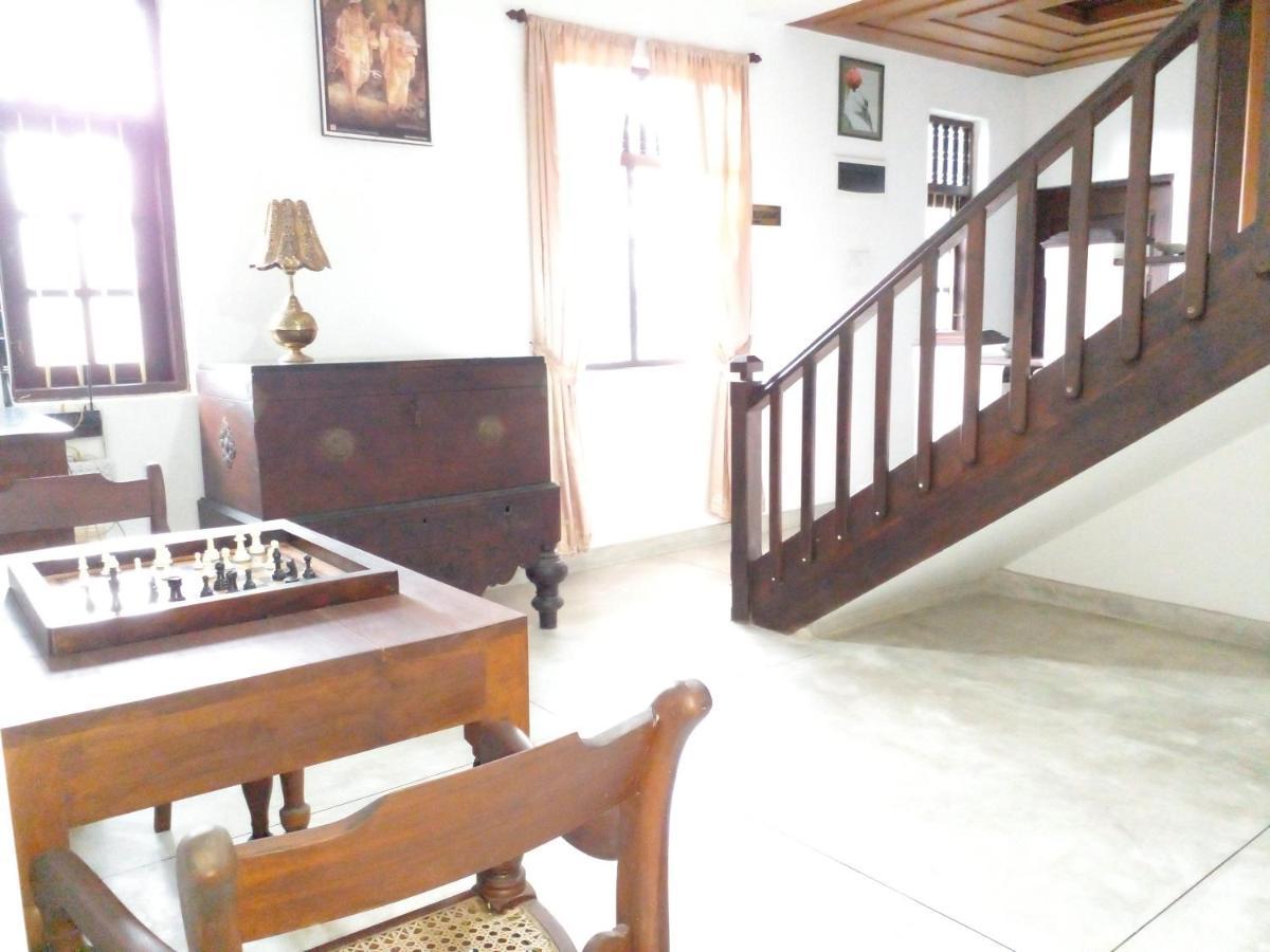 Muduna Walawwa Resort Канди Екстериор снимка