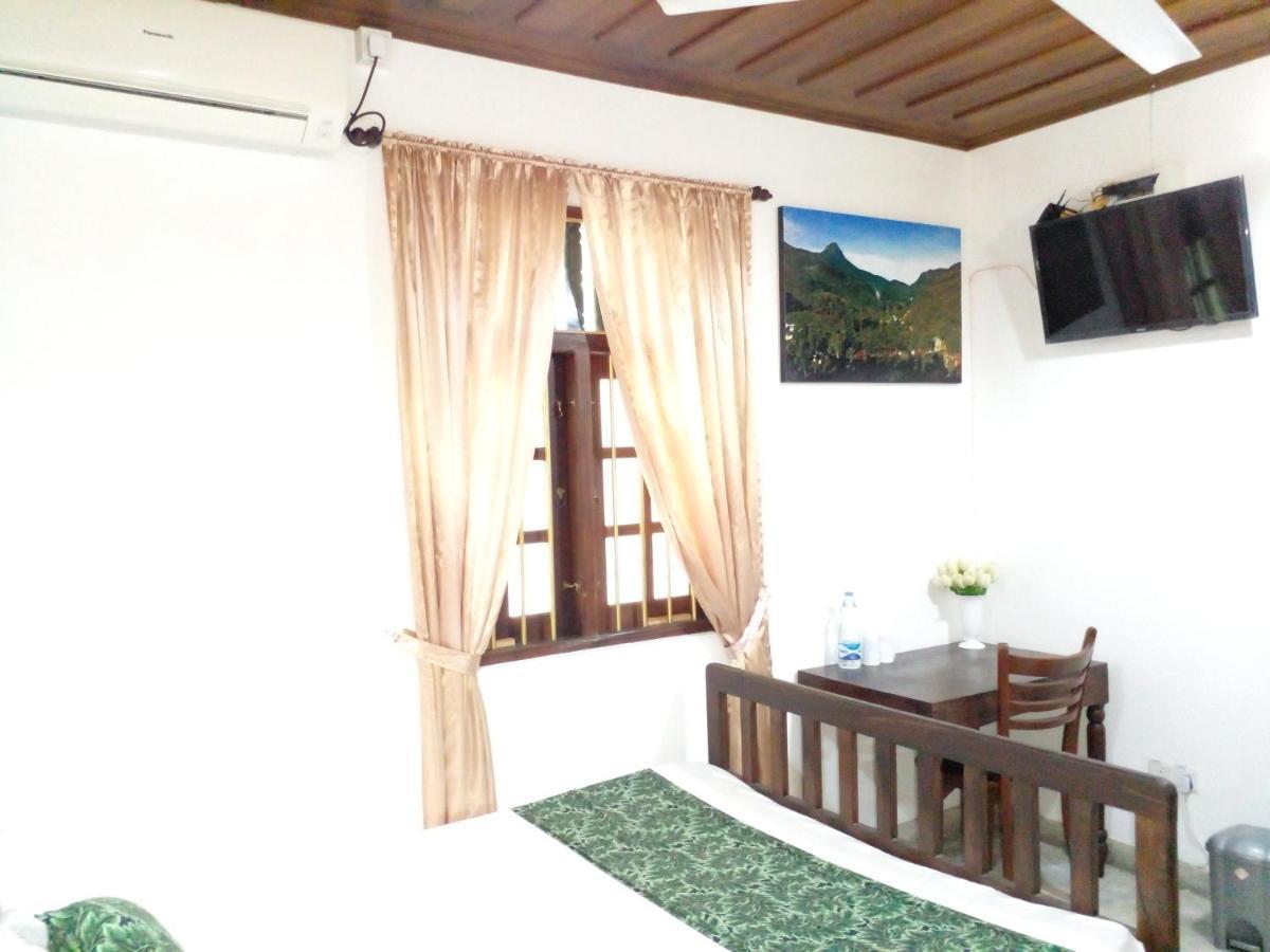 Muduna Walawwa Resort Канди Екстериор снимка