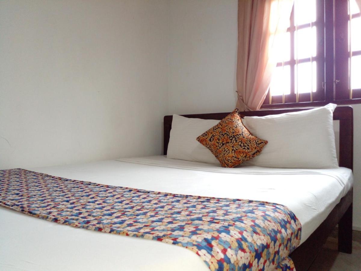 Muduna Walawwa Resort Канди Екстериор снимка