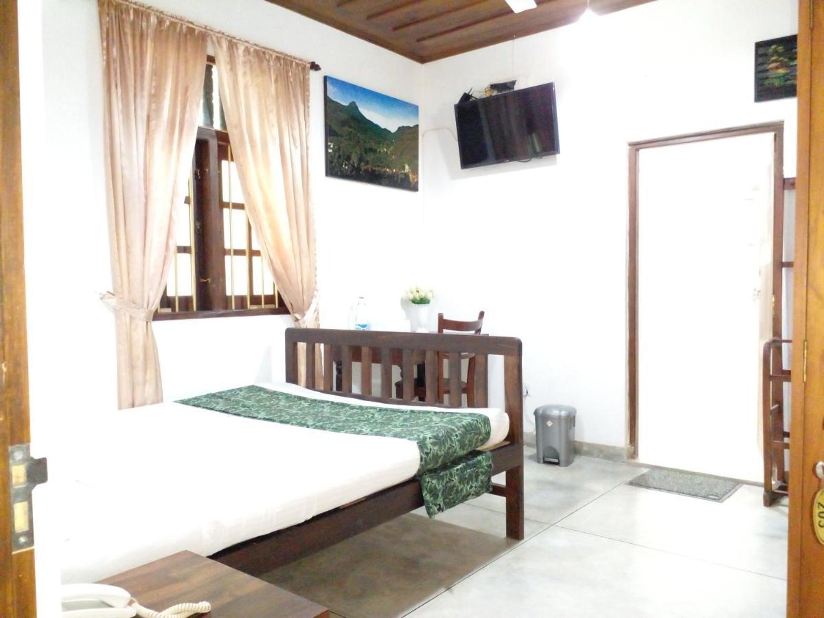 Muduna Walawwa Resort Канди Екстериор снимка