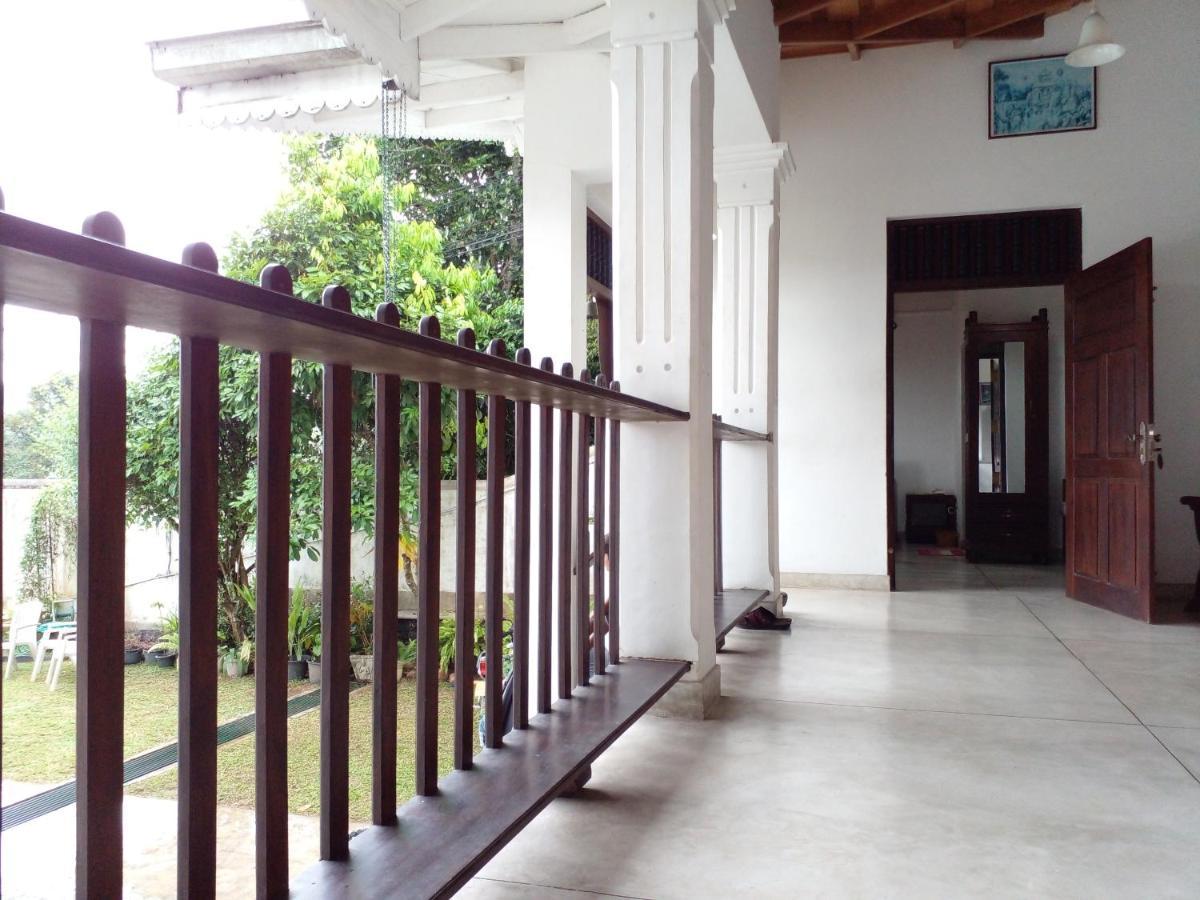 Muduna Walawwa Resort Канди Екстериор снимка