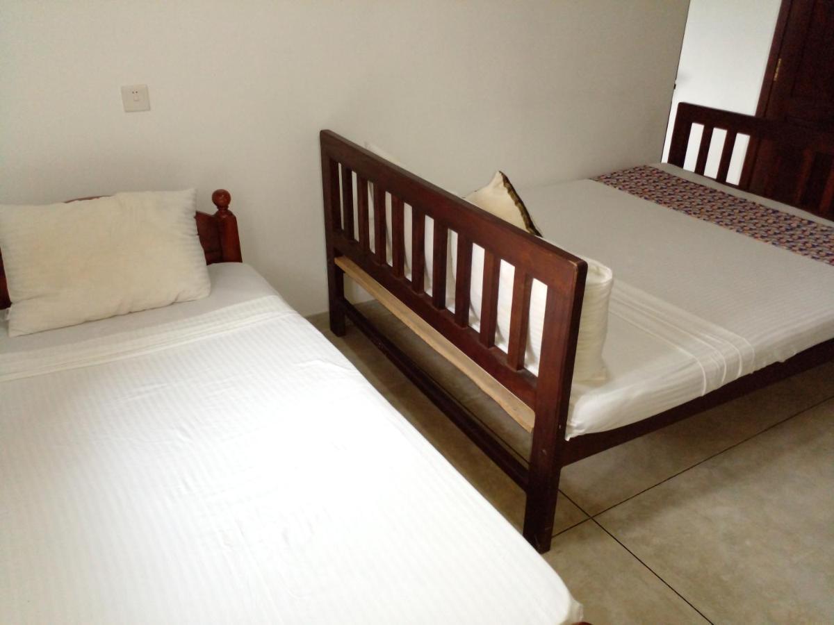 Muduna Walawwa Resort Канди Екстериор снимка