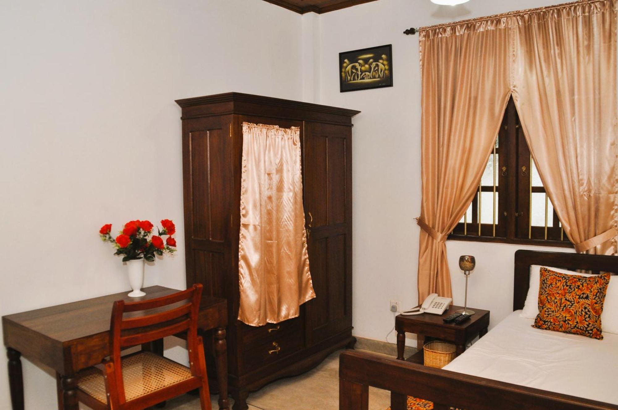 Muduna Walawwa Resort Канди Екстериор снимка